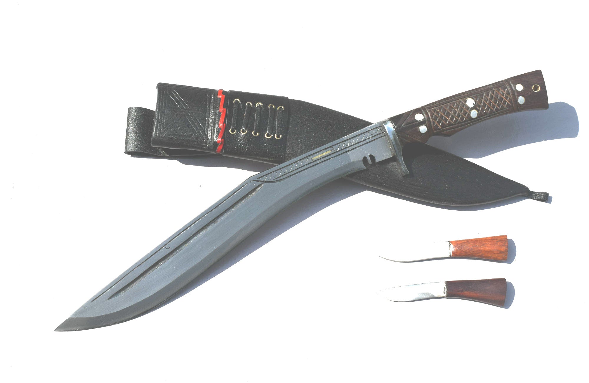 Sirupate Kukri 13 inch 5160 carbon steel blade with wooden handle and black scabbard Nepal