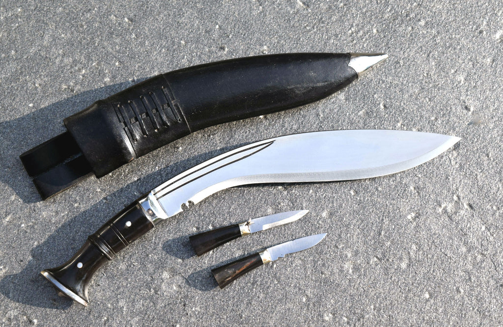 Handmade Bhojpure kukri knife – 13.5" full tang blade, front view