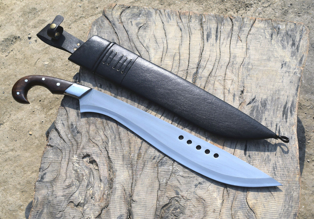 Traditional Nepali Machete Kukri 18 inch full tang blade side view