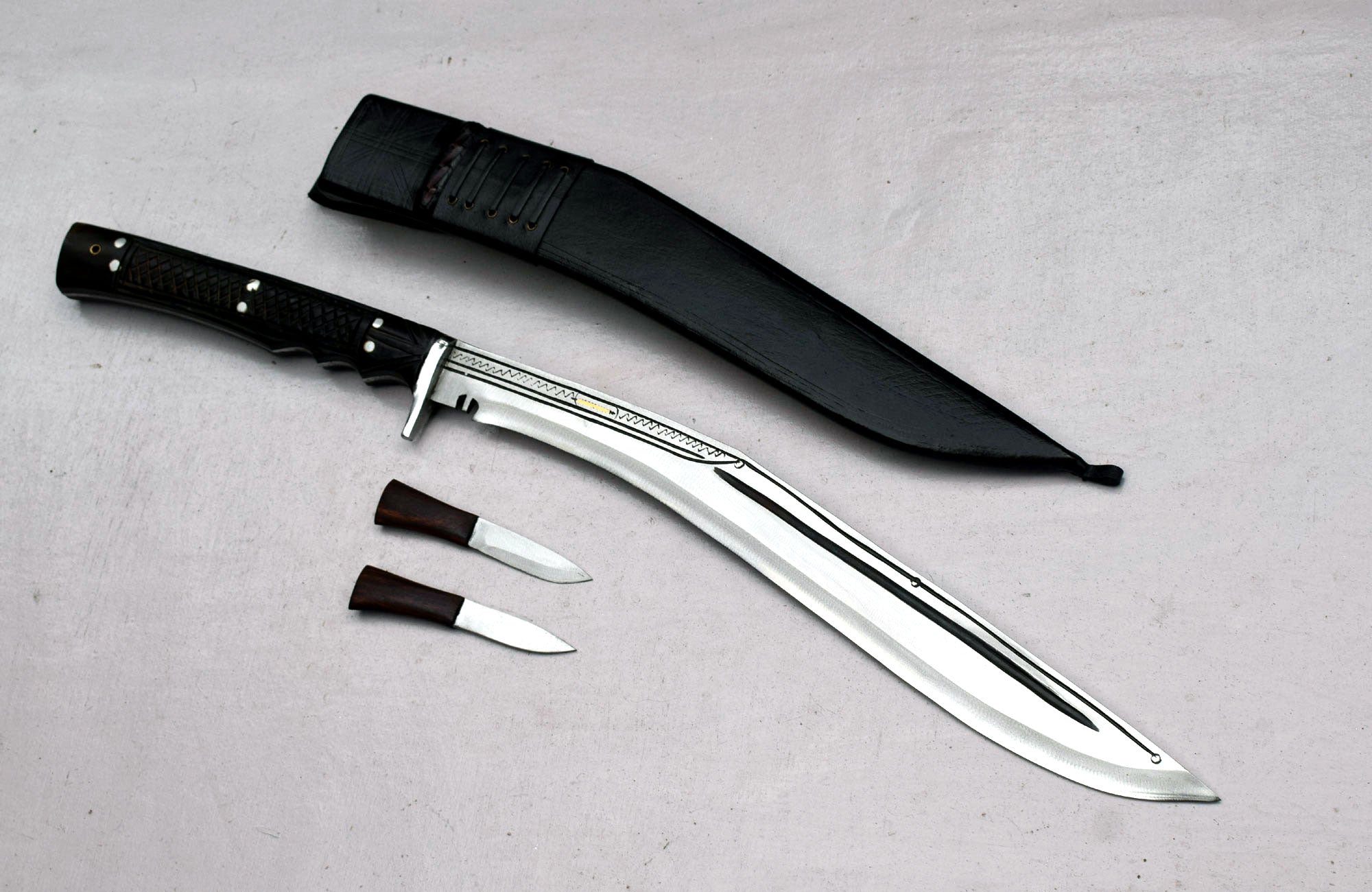 Close-up of 18 inch Sirupate kukri blade made from 5160 high-grade carbon steel, semi-polished finish, heat-treated and tempered – handforged in Nepal