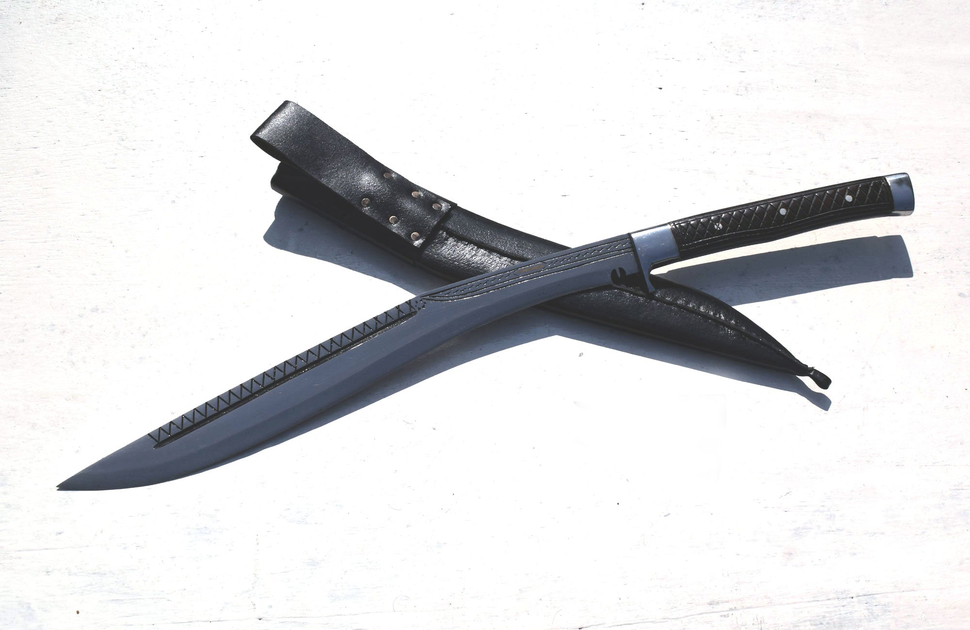Handmade Traditional Kukri Knife – Sirupate Full Tang with Guard – 18" Blade – Black Sheath