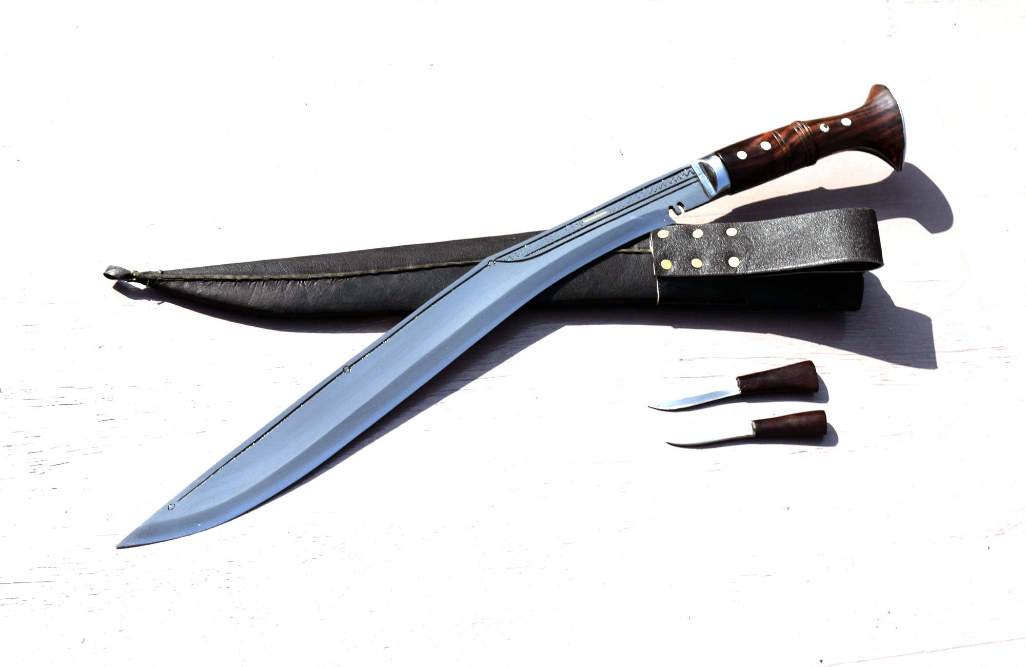 Handmade Nepalese - Traditional Kukri Knife – Sirupate Full Tang – 18" Blade – Rosewood Handle – Black Sheath