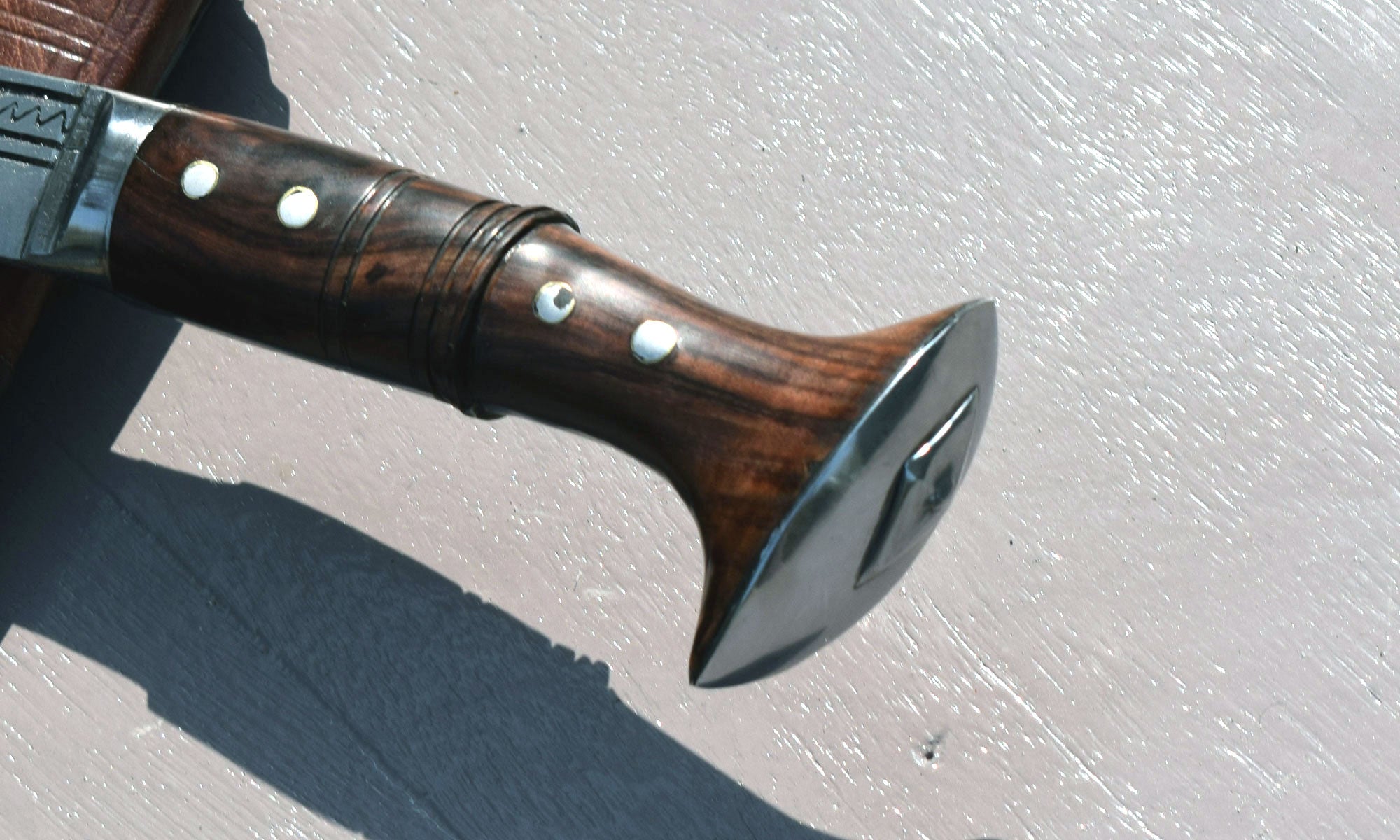 Handmade Nepalese Traditional Kukri Knife – Sirupate Full Tang – 18" Blade – Rosewood Handle – Brown Sheath.