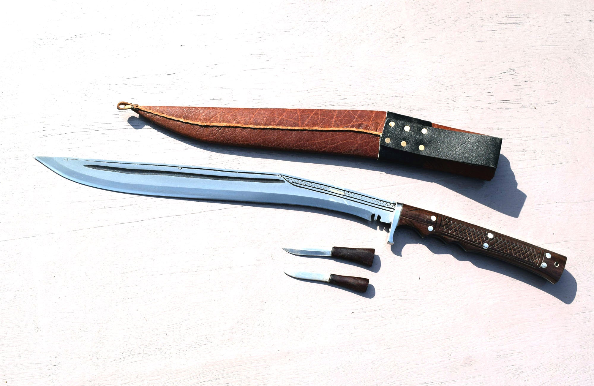 Handmade Nepalese - Traditional Kukri Knife – (Siru Sword) Sirupate Full Tang – 18" Blade – Rosewood Handle – Brown Sheath.