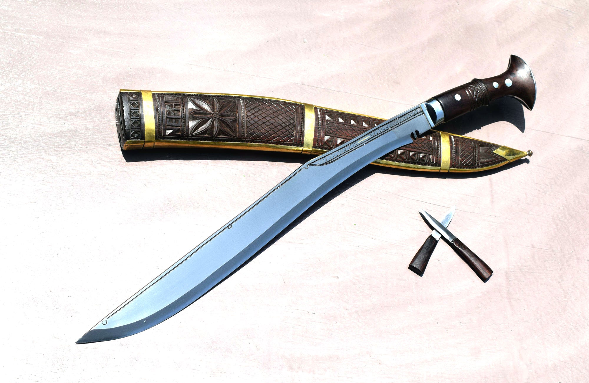 Handmade Nepalese-Traditional khukuri-Kukri Knife-Sirupate Full Tang-18" Blade - Wooden Sheath.