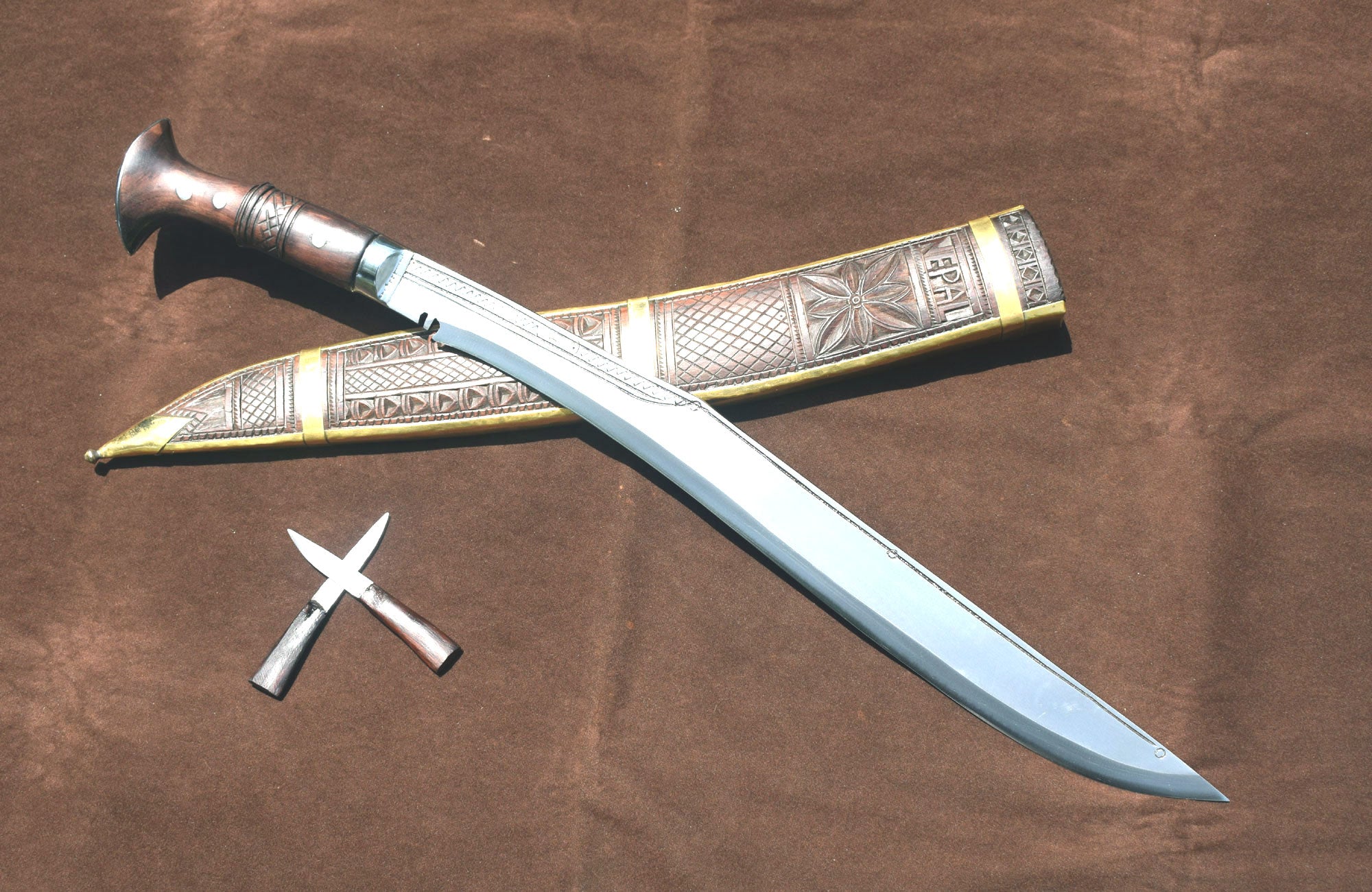Handmade Nepalese-Traditional khukuri-Kukri Knife-Sirupate Full Tang-18" Blade - Wooden Sheath.