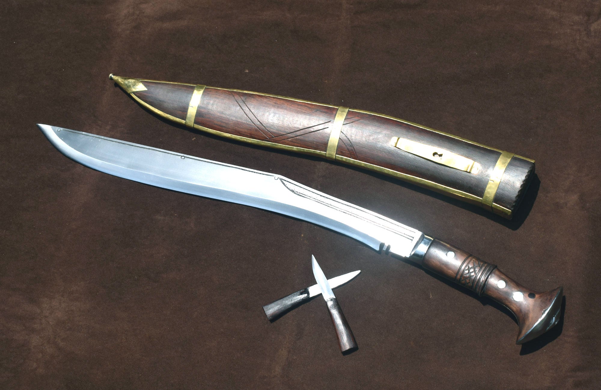 Handmade Nepalese-Traditional khukuri-Kukri Knife-Sirupate Full Tang-18" Blade - Wooden Sheath.