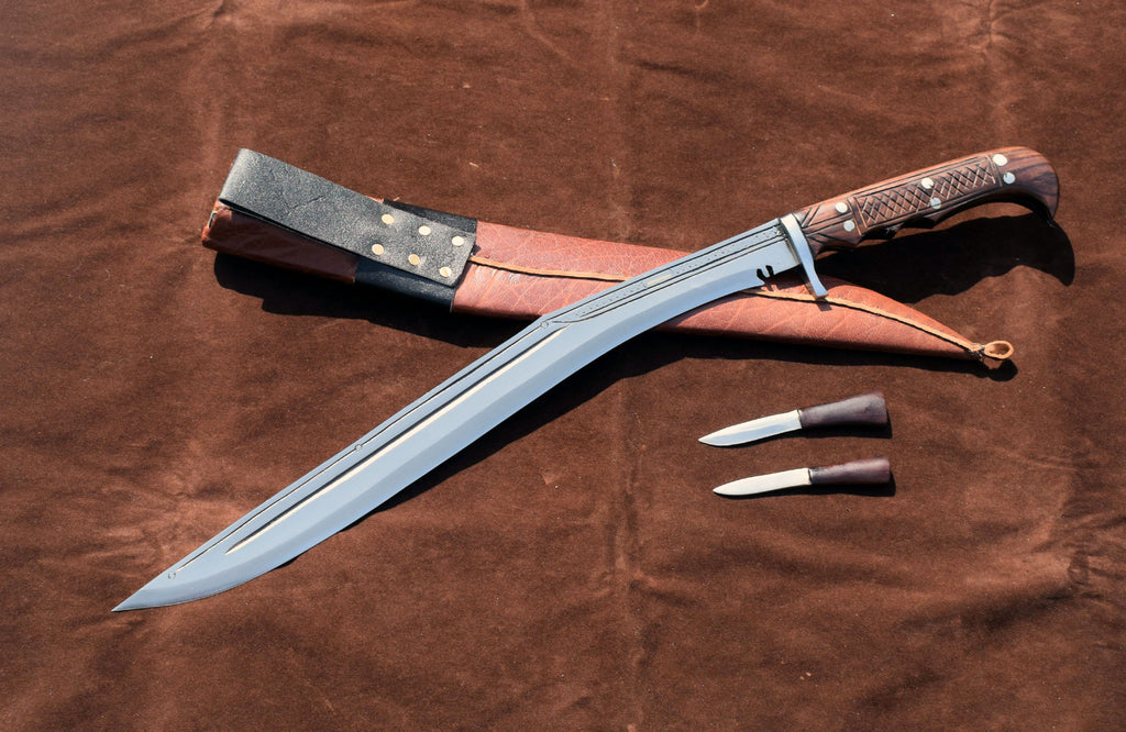 Handmade Nepalese Sirupate Full Tang Kukri 18 inch – 7 inch rosewood handle close-up – full tang construction – Grace Kukri House Nepal