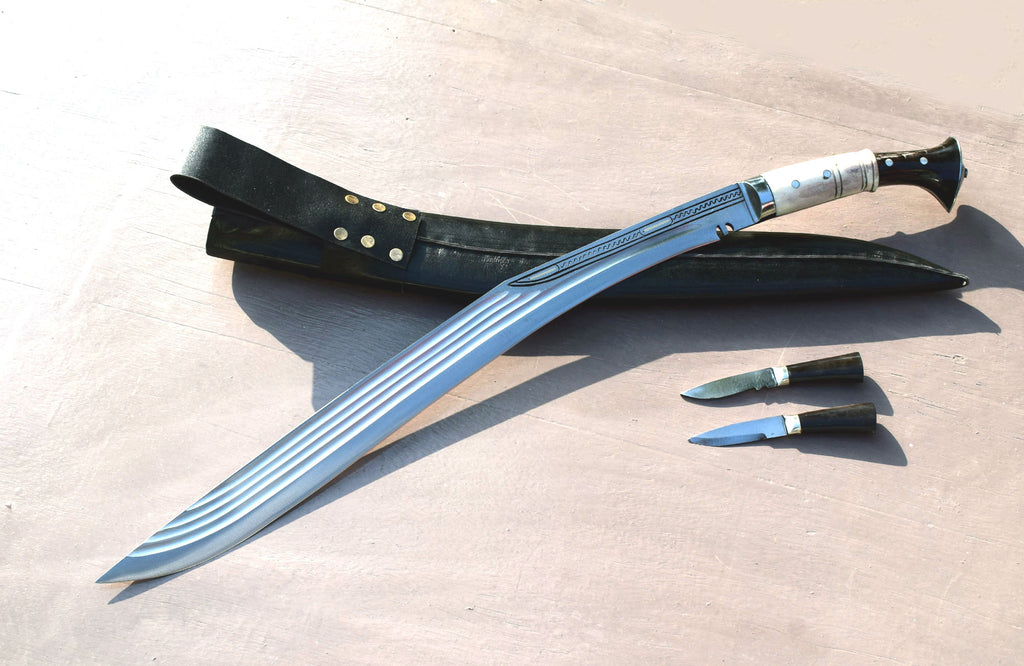 Handmade Nepalese - Traditional Kukri Knife – Sirupate Tinchira Full Tang-21" Blade-Buffalo Horn & Bone Joined Handle.