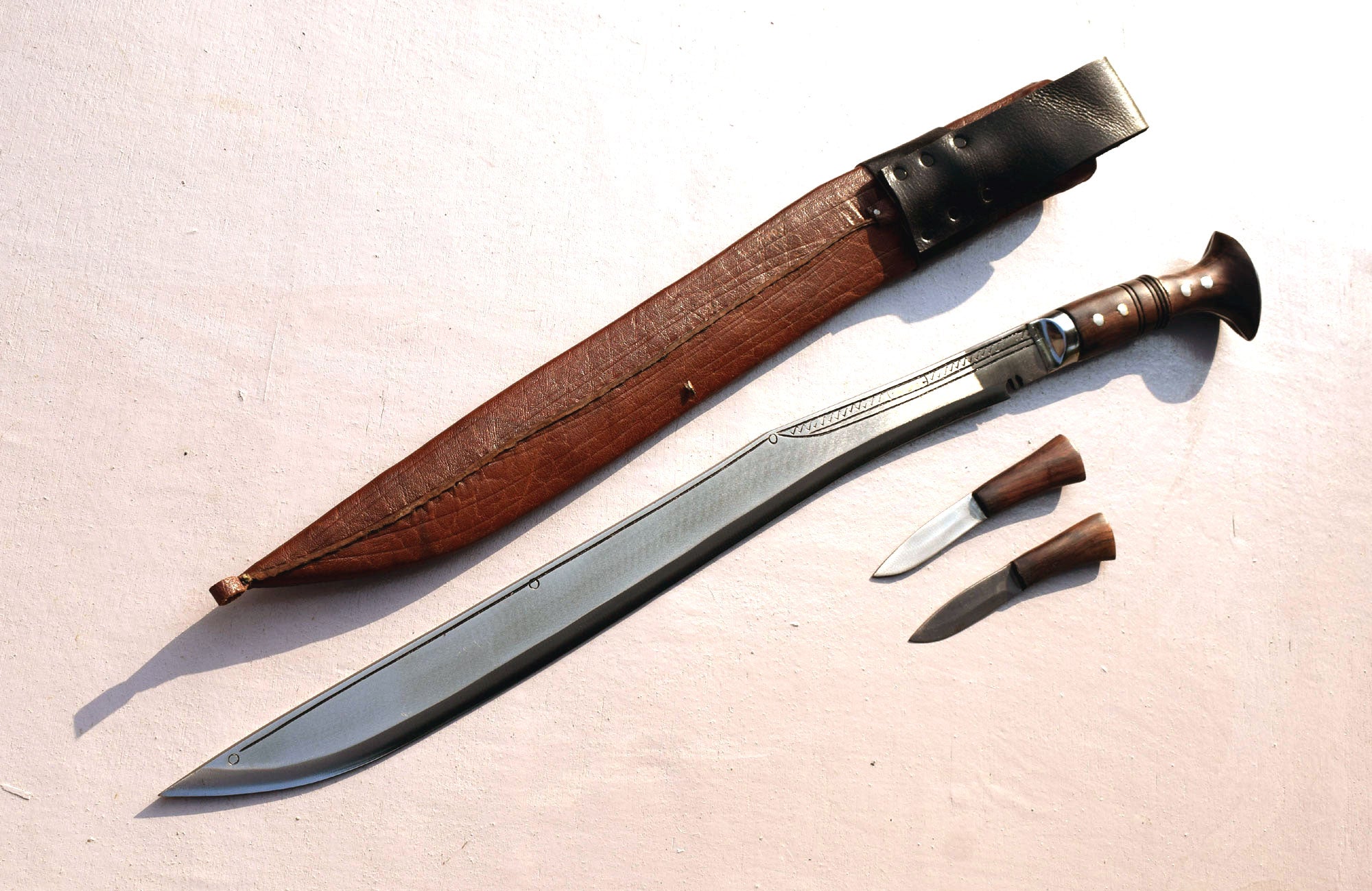 Handmade Nepalese Traditional Kukri Knife – Sirupate Full Tang 21" Blade, Rosewood Handle & Brown Sheath