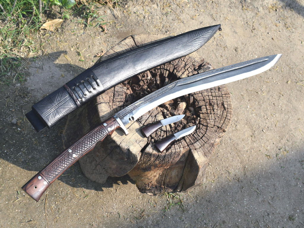 Sirupate Kukri Full Tang Blade Close-up – Hand Forged in Nepal