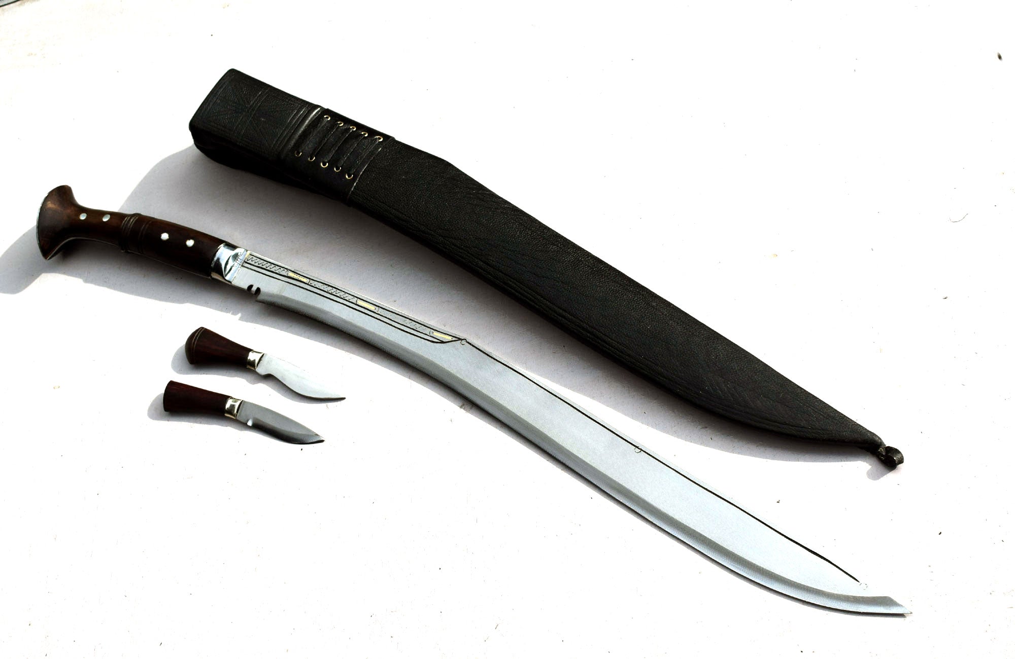 Handmade Nepalese Traditional Kukri Knife – Sirupate Full Tang 24" Blade, Rosewood Handle & Black Sheath