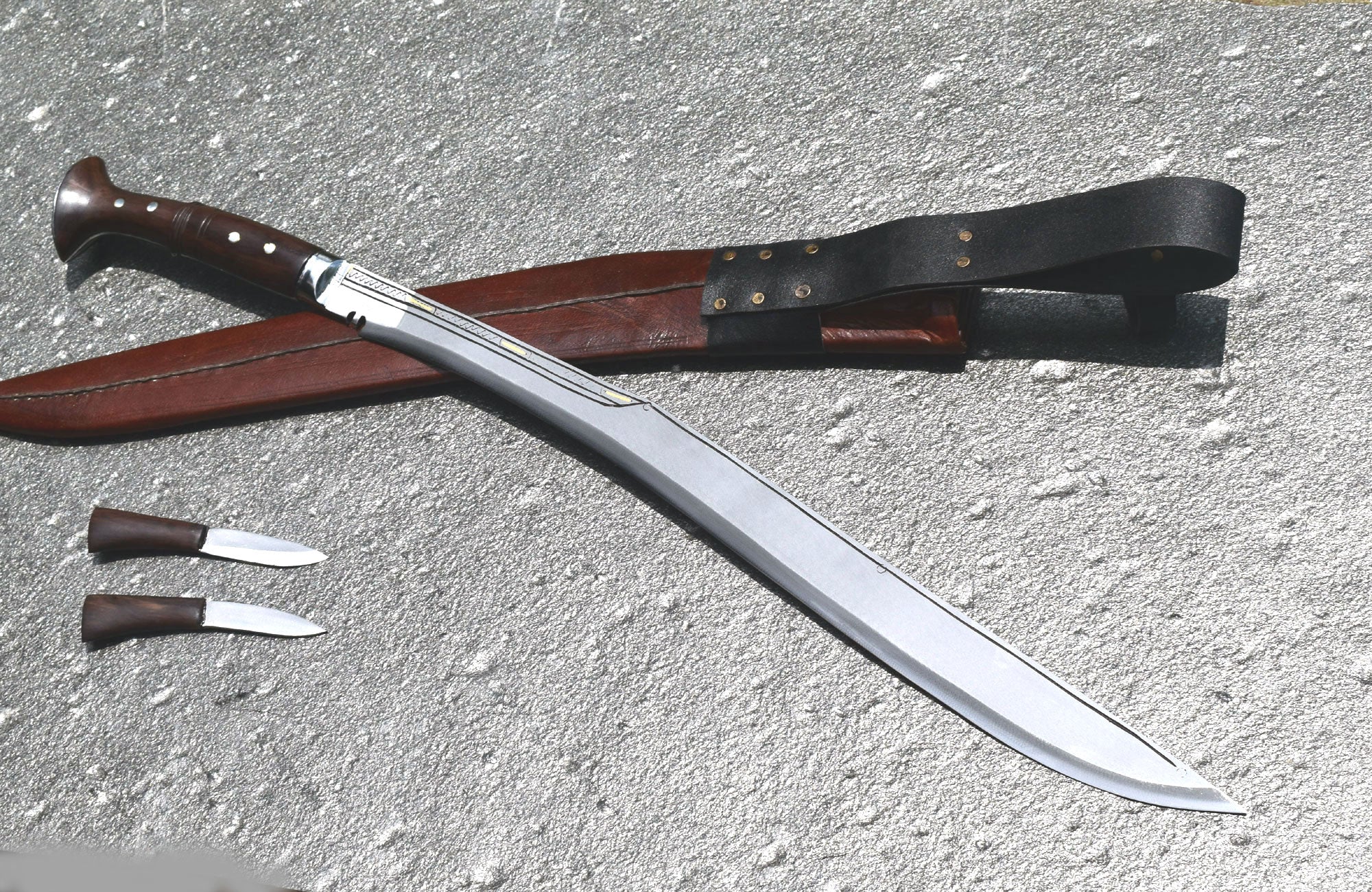Handmade Nepalese Traditional Kukri Knife – Sirupate Full Tang 24" Blade, Rosewood Handle & Brown Sheath