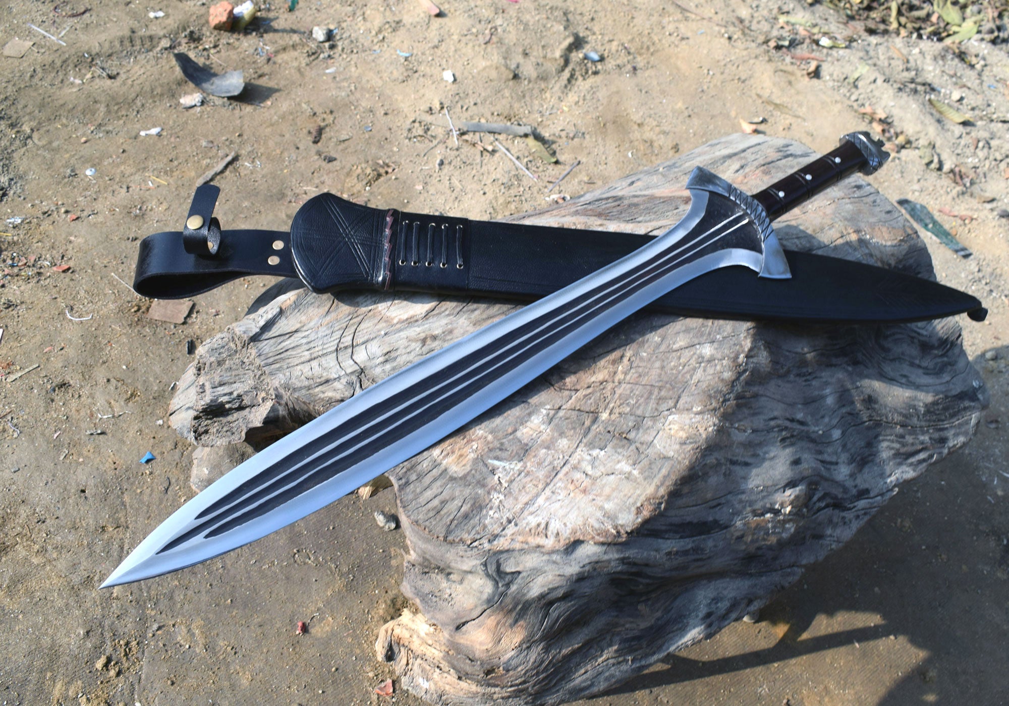 5160 high carbon steel blade of handmade Gladius sword forged in Kathmandu Nepal