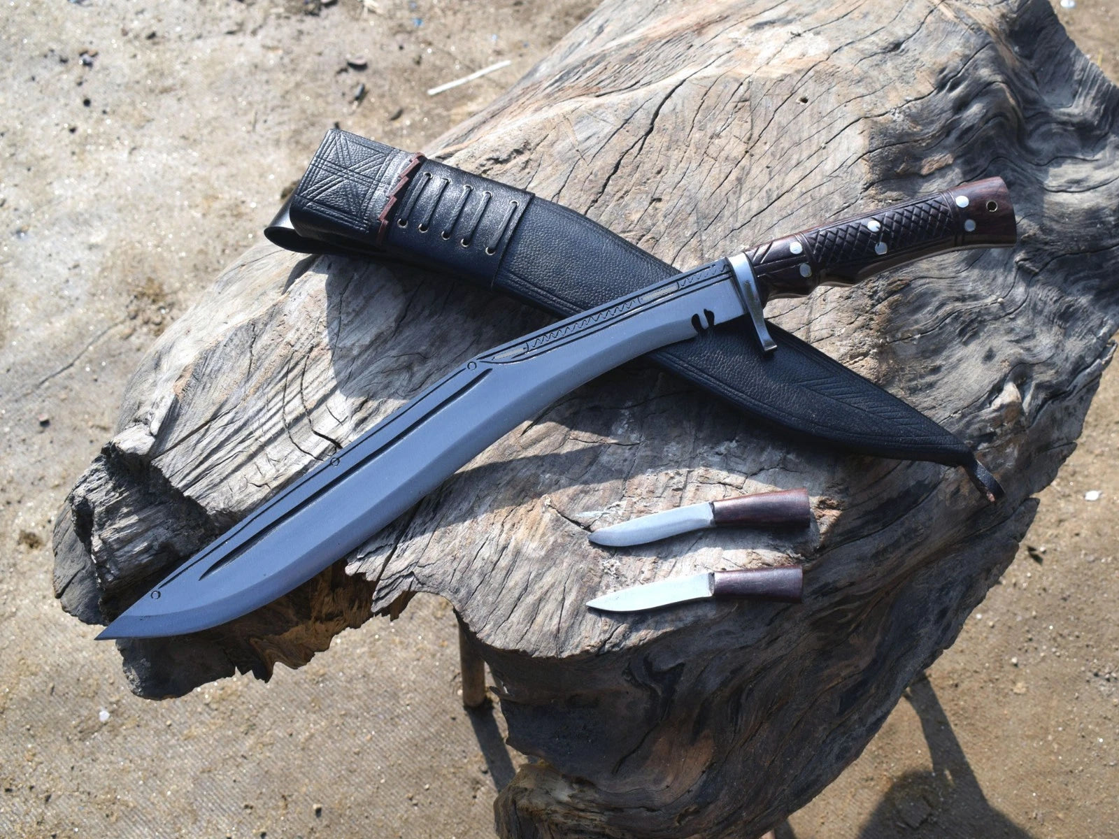 Grace Kukri House Sirupate Kukri 13 inch blade spine detail hand forged Nepal